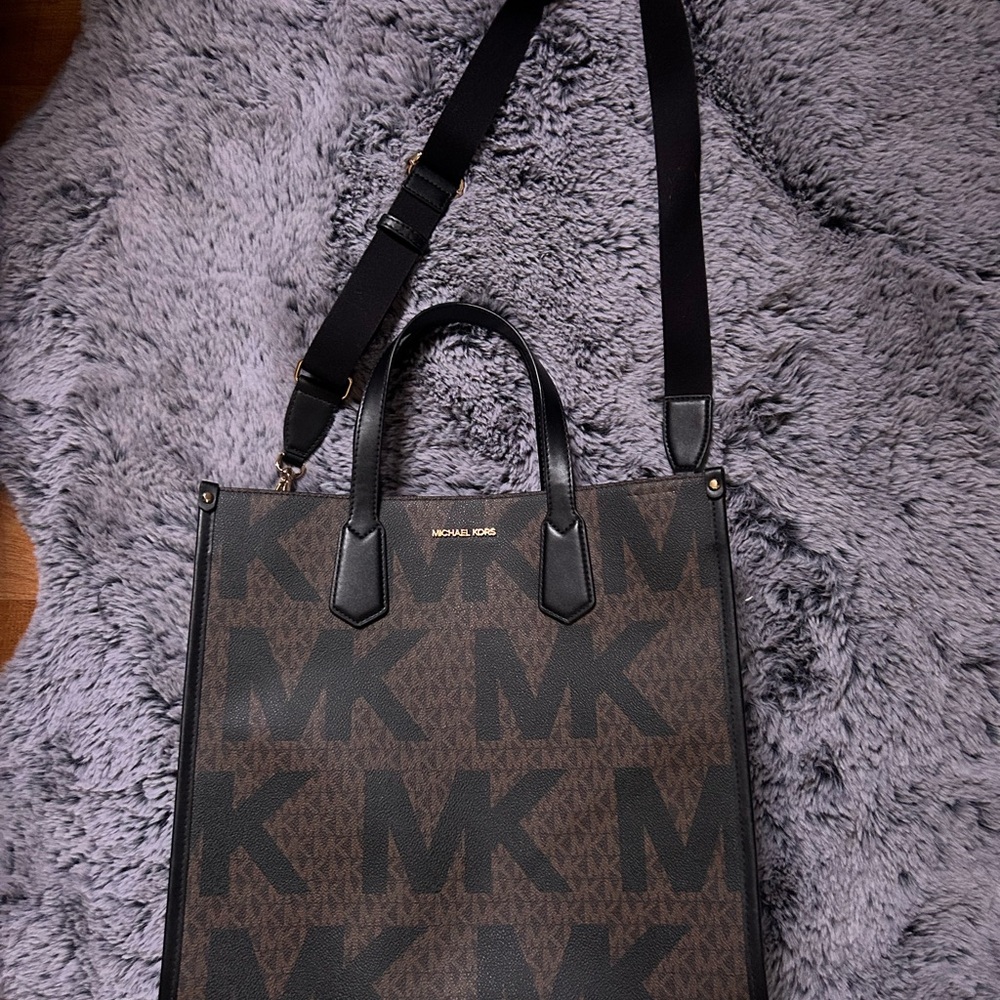 Michael Kors Men's Brown and Black Bag